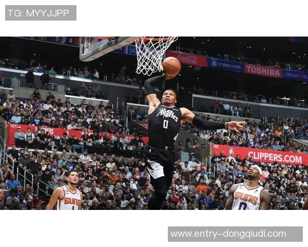 威少与罗林斯场边激烈对话引发热议你根本不值一提我毫不在乎